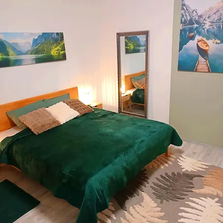 Family 2 Room's Centre *