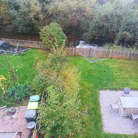 Family 2 Room's Centre *