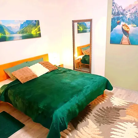 Family 2 Room's Centre Lejlighed *