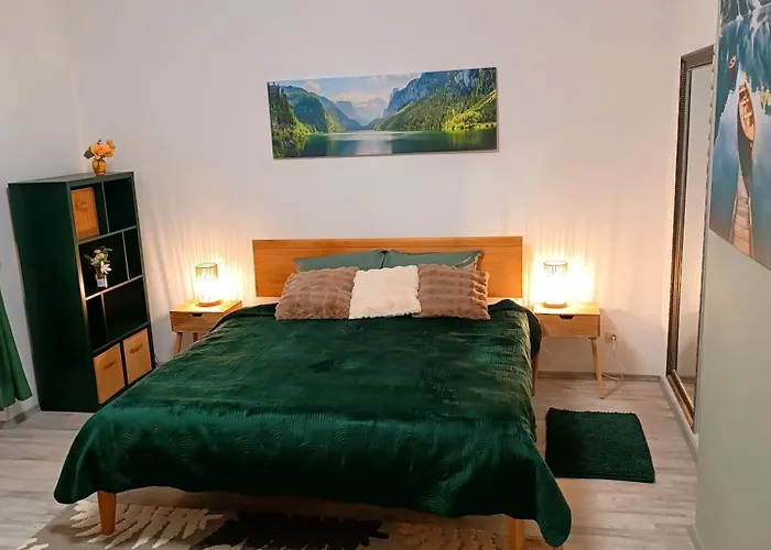 Family 2 Room's Centre Apartment Murzzuschlag